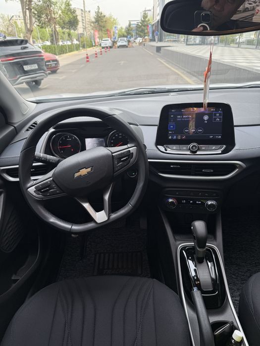 Tracker 2 Premier +  2023 йил октябр