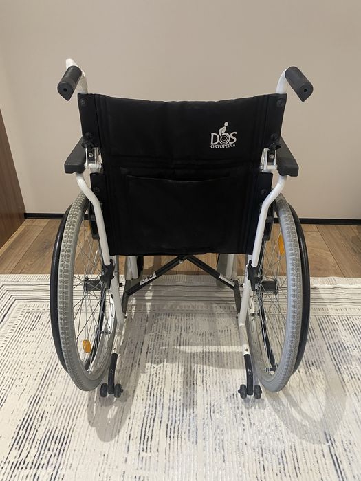 Инвалидная коляска