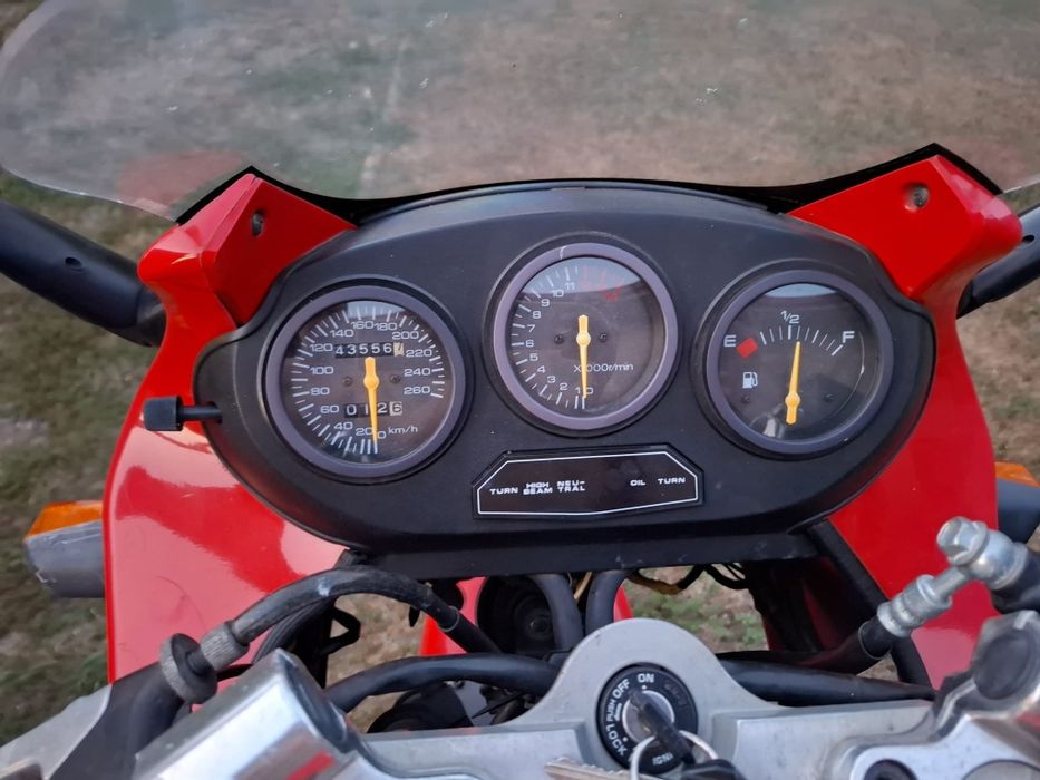 Vand Suzuki gsx 600 f