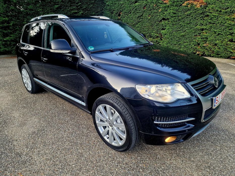 Volkswagen Touareg 3.0 TDI 239 cp " R -Line Edition " Trapa " Sirocol " Jante 20 inch "