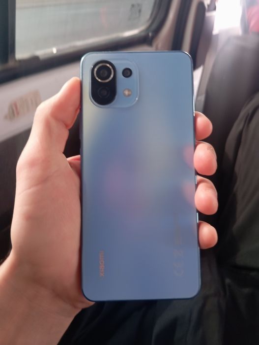Mi 11 Lite срочна сатам  телефон идйал  срочна