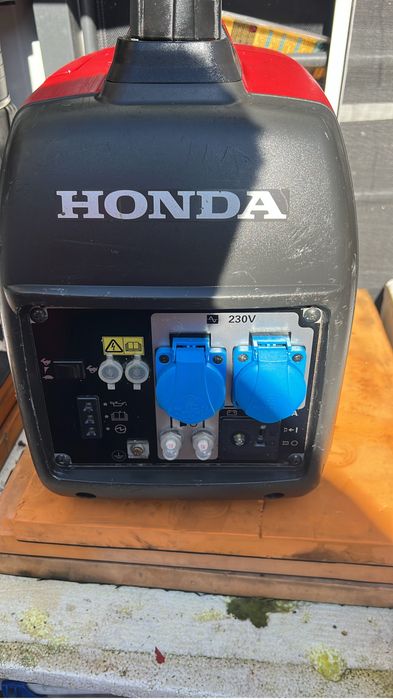 Honda generatoare