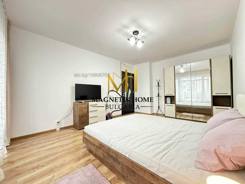 Дава се под наем Тристаен апартамент в Бургас, Славейков - 80 кв.м за 714 € - Снимка #3