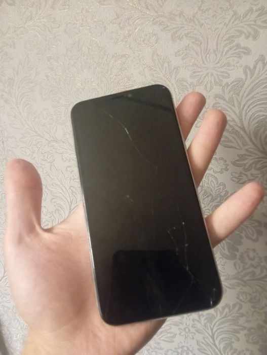 Продам айфон х 256гб