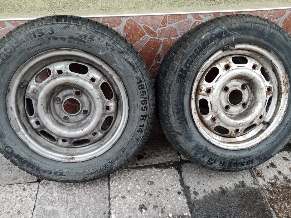 Продавам джанти с зимни гуми за Голф - Пасат 2и 3
