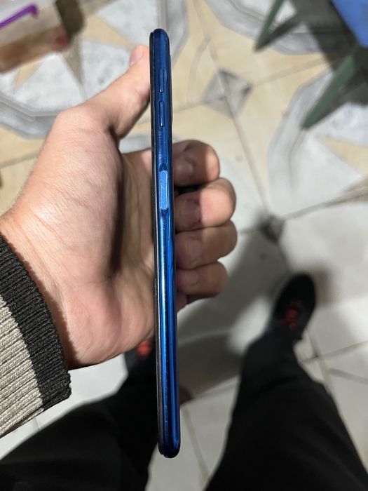 Samsung a7 2018 oynasi singan