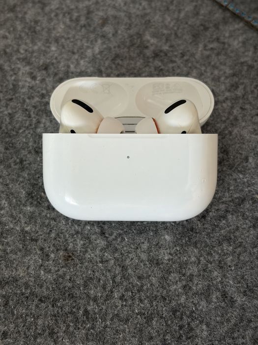 Apple Airpods 1 Pro