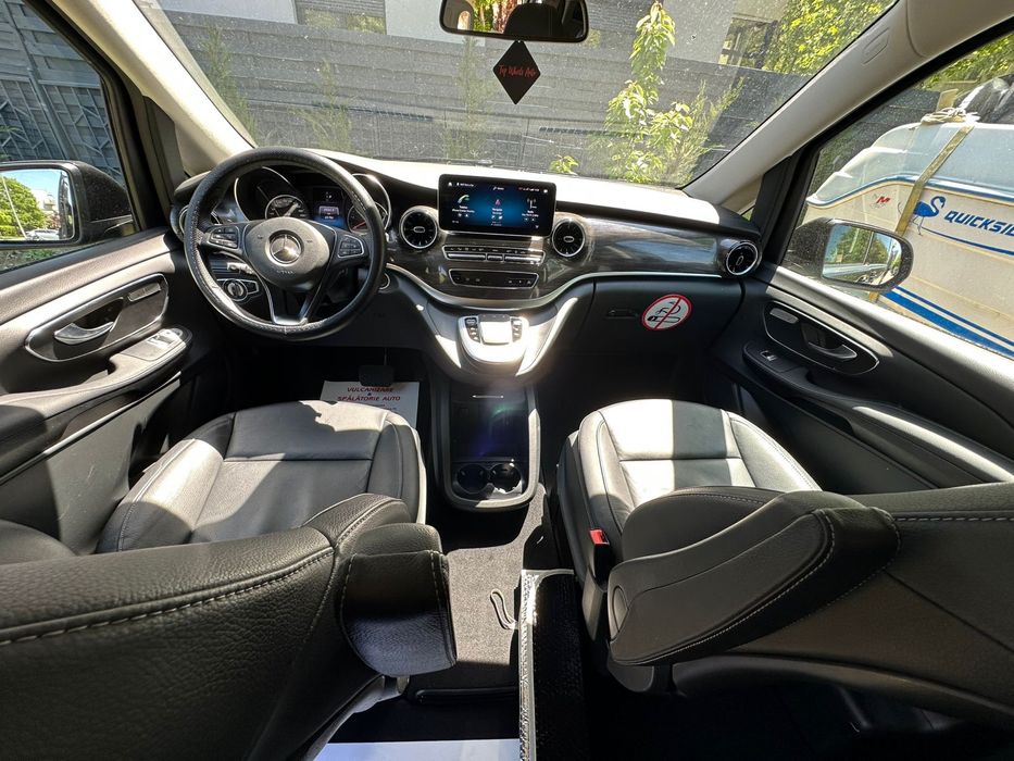Inchirieri Auto / Mercedes V-Klasse 2023 / Luxury Microbuz / 7+1 loc