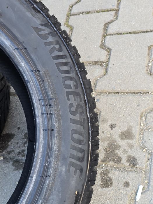 235 55 18 Bridgestone