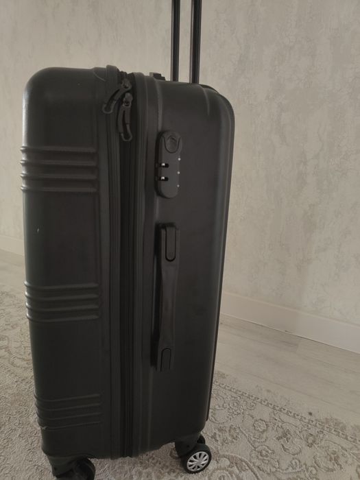 Чемодандар сатылады