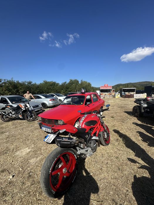 Ducati Monster  696 2009