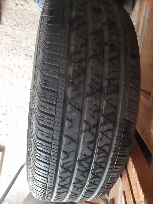 Продаётся шины Continental Cross Contact Lx Sport
