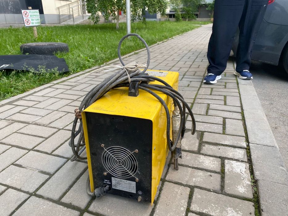 Сварочный аппарат