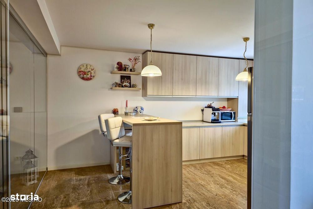 Dumbravita - Str Soarelui - Casa P+1, 3 Camere, Parcare Acoperita