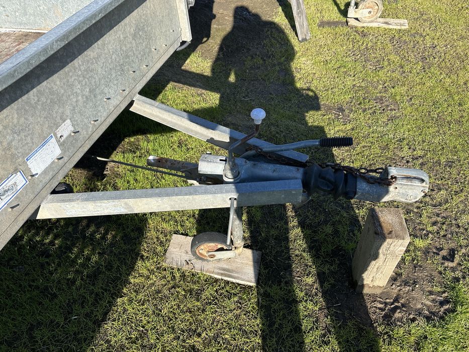 Remorca 2800kg ifor williams