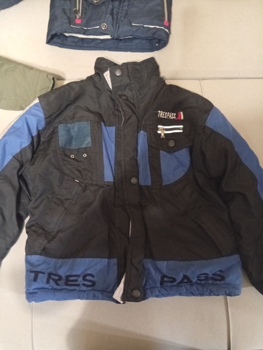 Продам пальто на мальчика