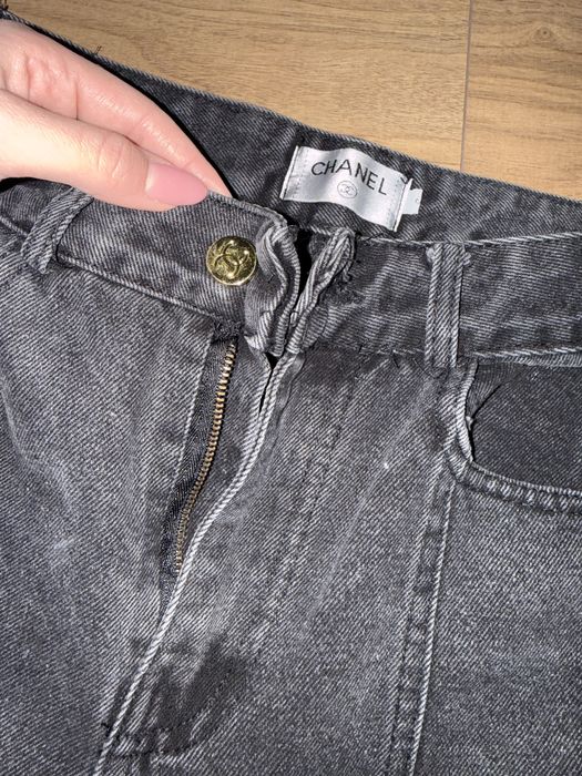 CHANEL дънки с висока талия