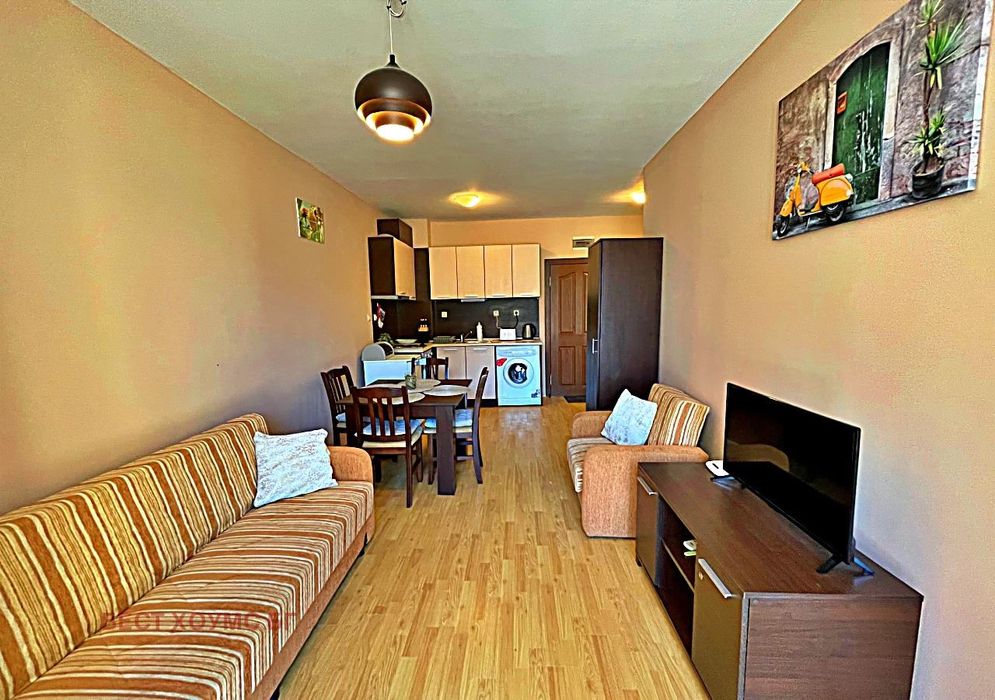 Продава се Двустаен апартамент в Свети Влас - 58 кв.м за 1087 €/кв.м - Снимка #11