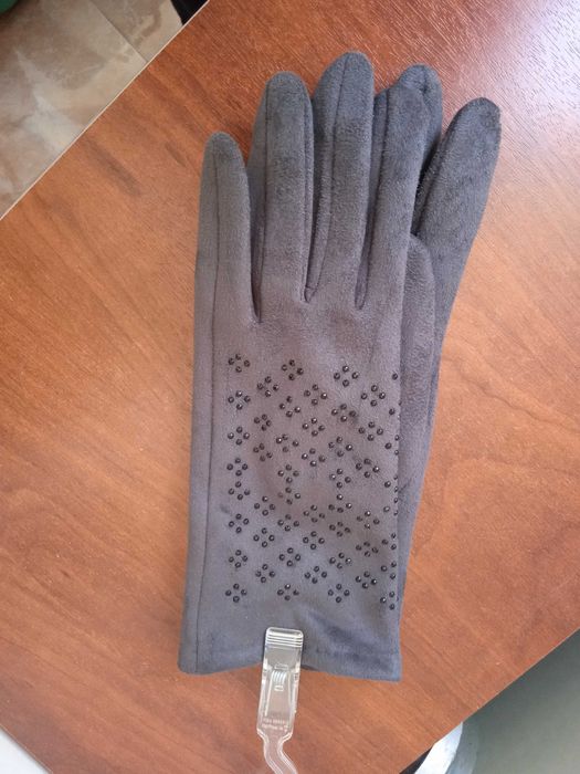 Нови дамски сиви ръкавици с добавени нежни мъниста