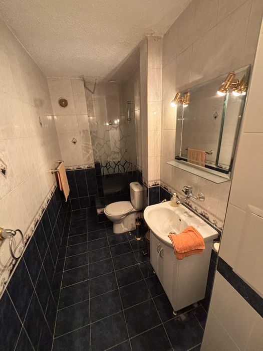 Дава се под наем Тристаен апартамент в София, Младост 1 - 88 кв.м за 650 € - Снимка #11