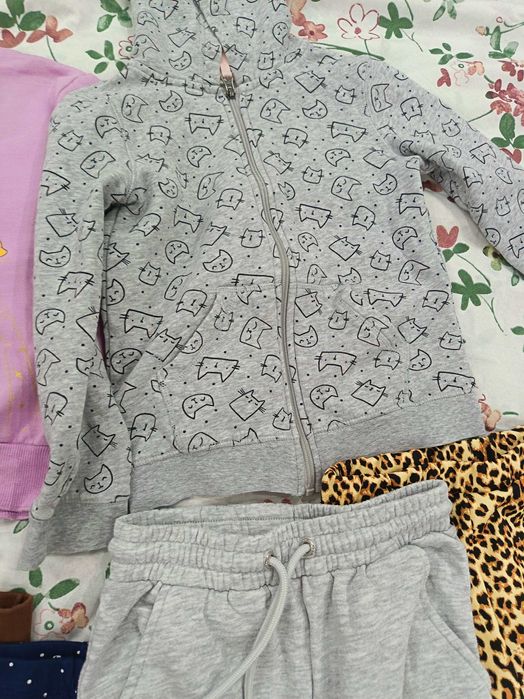 Лот дрехи за 7 години