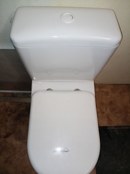 Продам унитаз бу