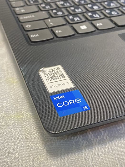 Lenova corei5 280$