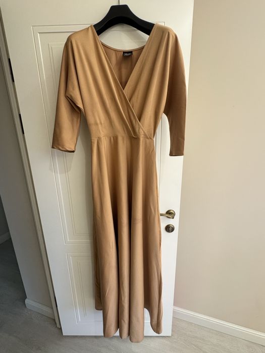 Вечерние платья