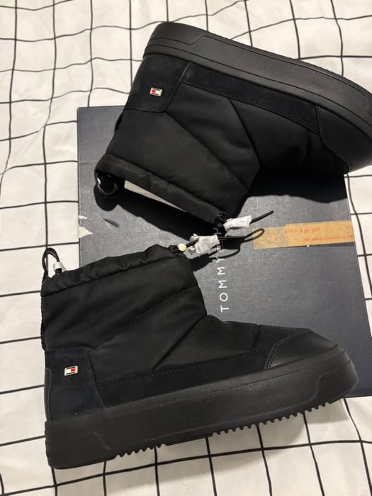 Нови дамски апрески ботуши боти Tommy Hilfiger 41 номер! НОВИ!!!