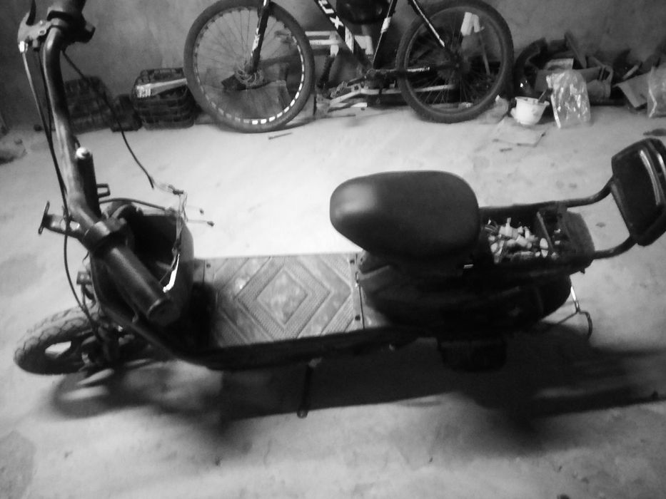 Прадаётса скутер