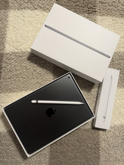 Ipad 9th generation(2021) gray + apple pen 1st generation