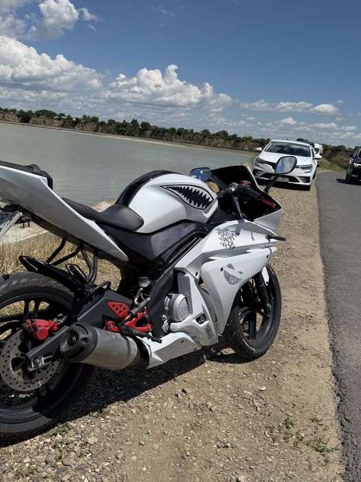 Yamaha yzf r125 2010 A1 se vinde urgent