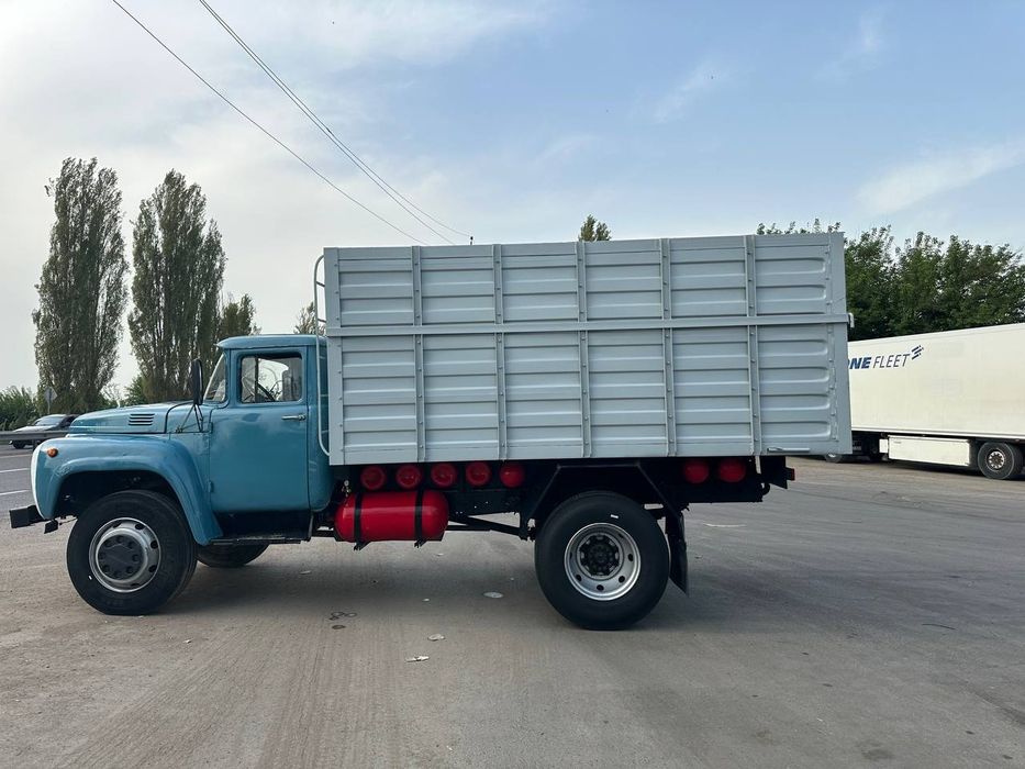 Zil-130 holati a'lo, srochno sotiladi