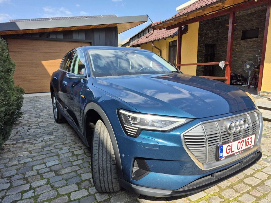 Audi E-Tron 55 95Kwh , Full option, Impecabil, Piele, Trapa, 360