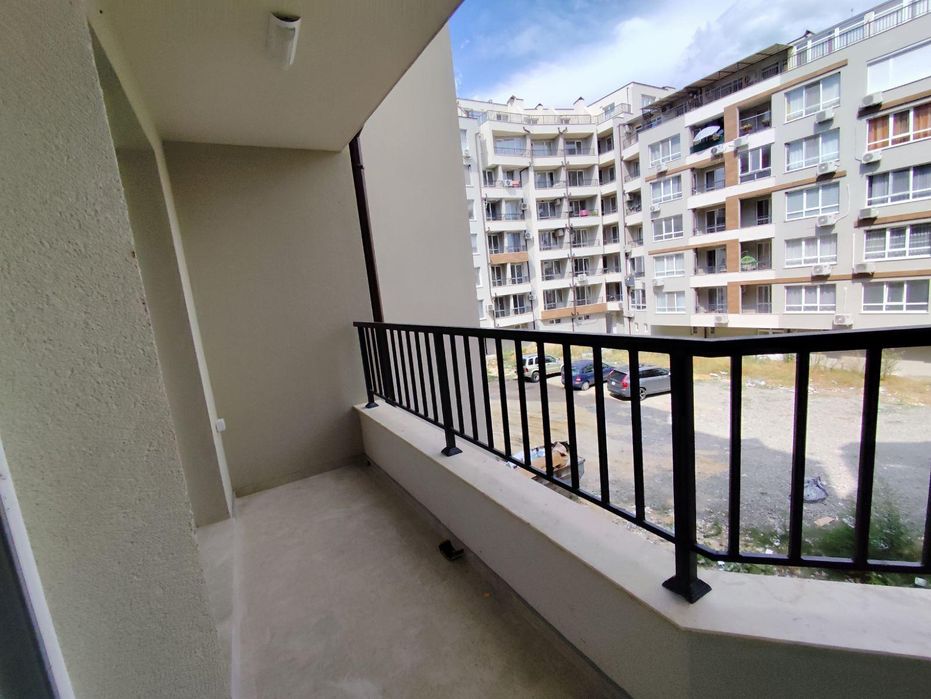 Продава се Тристаен апартамент в Бургас, Център - 101 кв.м за 1021 €/кв.м - Снимка #4