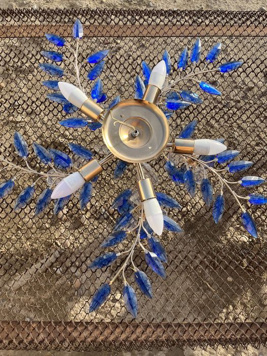 Продается люстры б/у 2 шт 10.000 тг