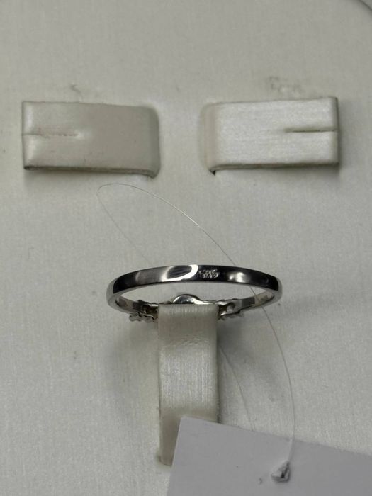 Золото  Кольцо Масса: 1.72