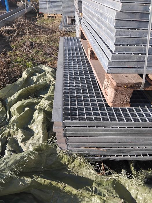 Grilaje zincate galvanizate