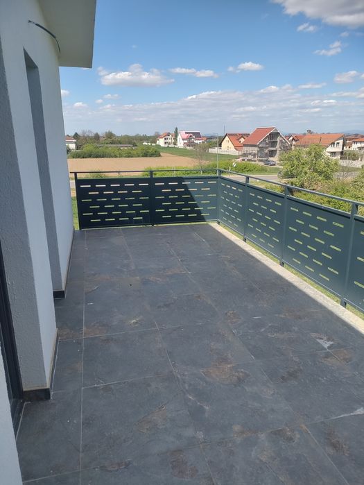 Vând apartamente,zona Uzina de apă!