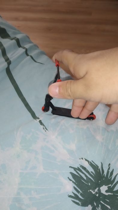 Трюковой мини Фингер самокат