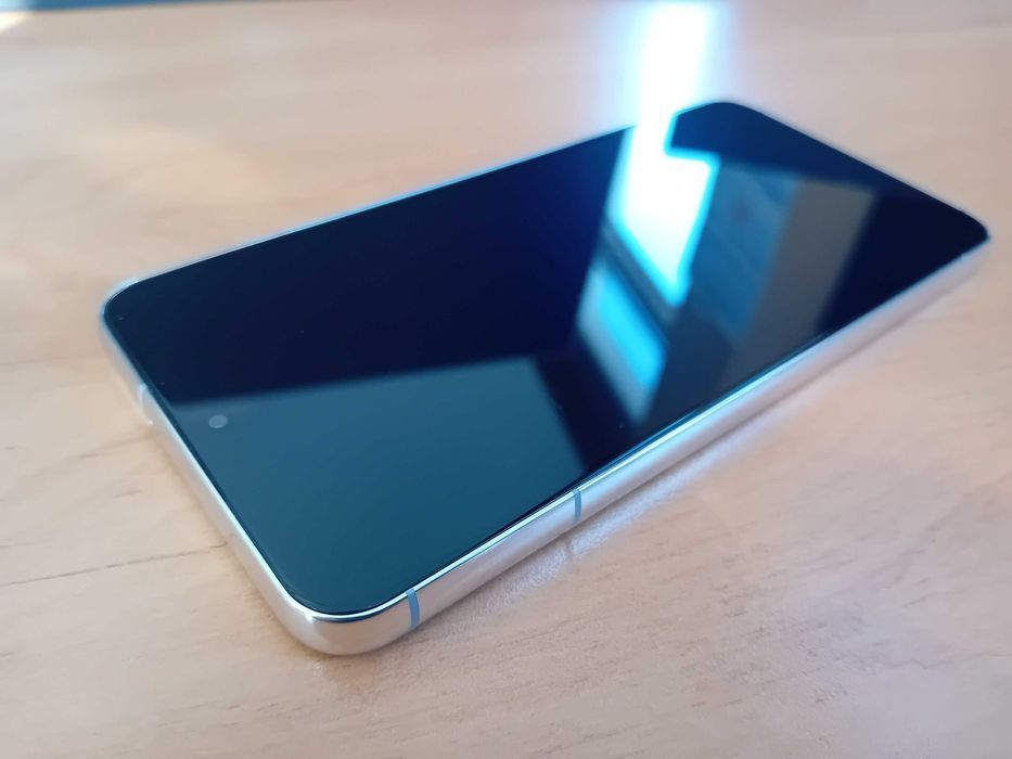 Samsung Galaxy S22 dual бял