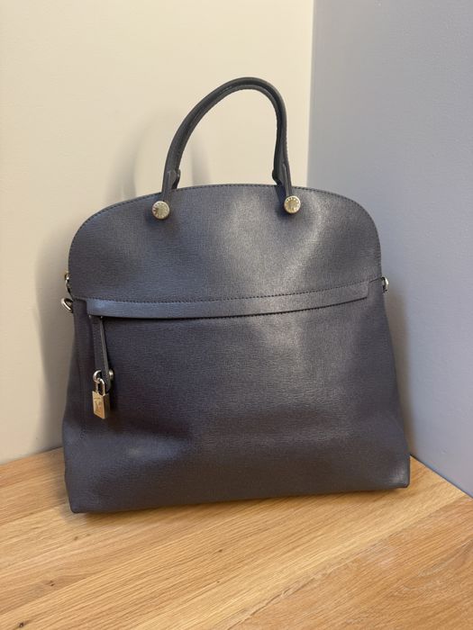 Furla чанта кожа