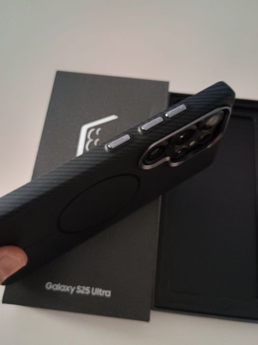 Vând SAMSUNG S25 ULTRA, full box, impecabil + husa + folie!!!
