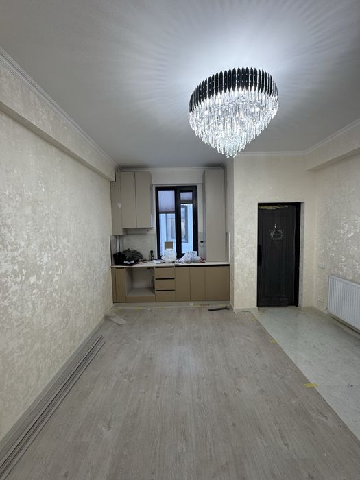 Буюк Ипак йули 2 спальный + Кухня Студия М.Горький