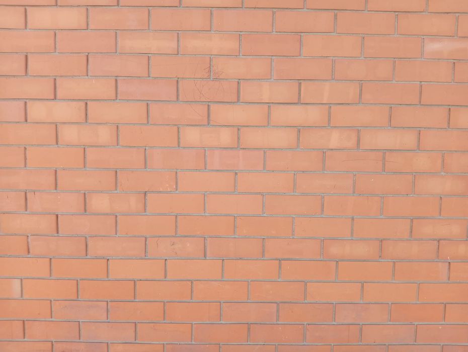 Делаю облицовку домов,стен,строительные услуги