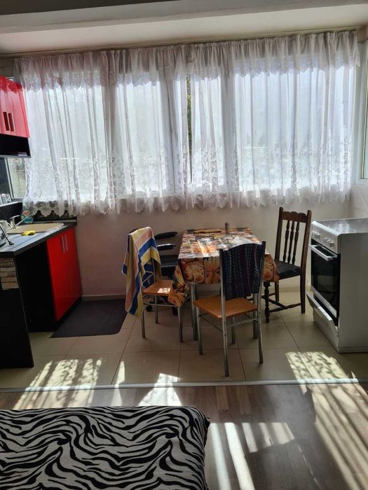 Дава се под наем Тристаен апартамент в Варна, Аспарухово - 70 кв.м за 357 € - Снимка #4