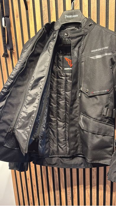 Geaca, pantaloni, casca moto- spidi shark scorpion,