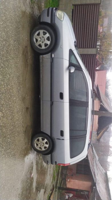 Opel Zafira 2.0 Diesel – 7 locuri – AC – bună de familie