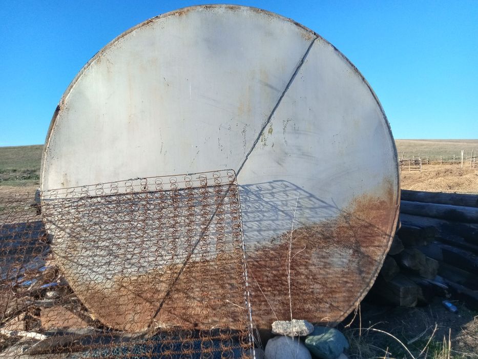 Продам бочку 55 куб