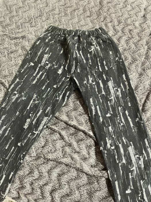 джинсы, хорошего качевства за пол цены